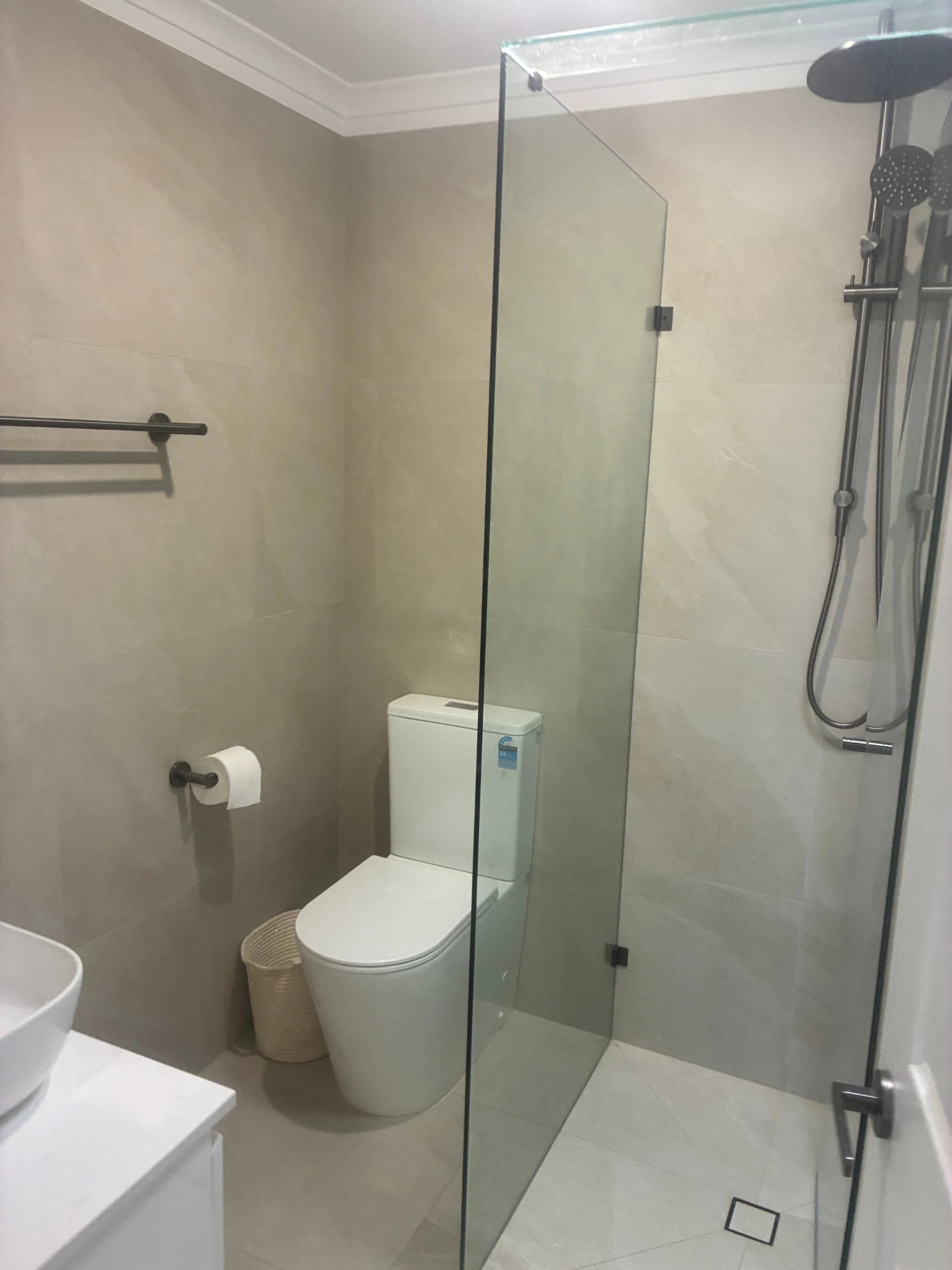bathroom renovation project in warranwood